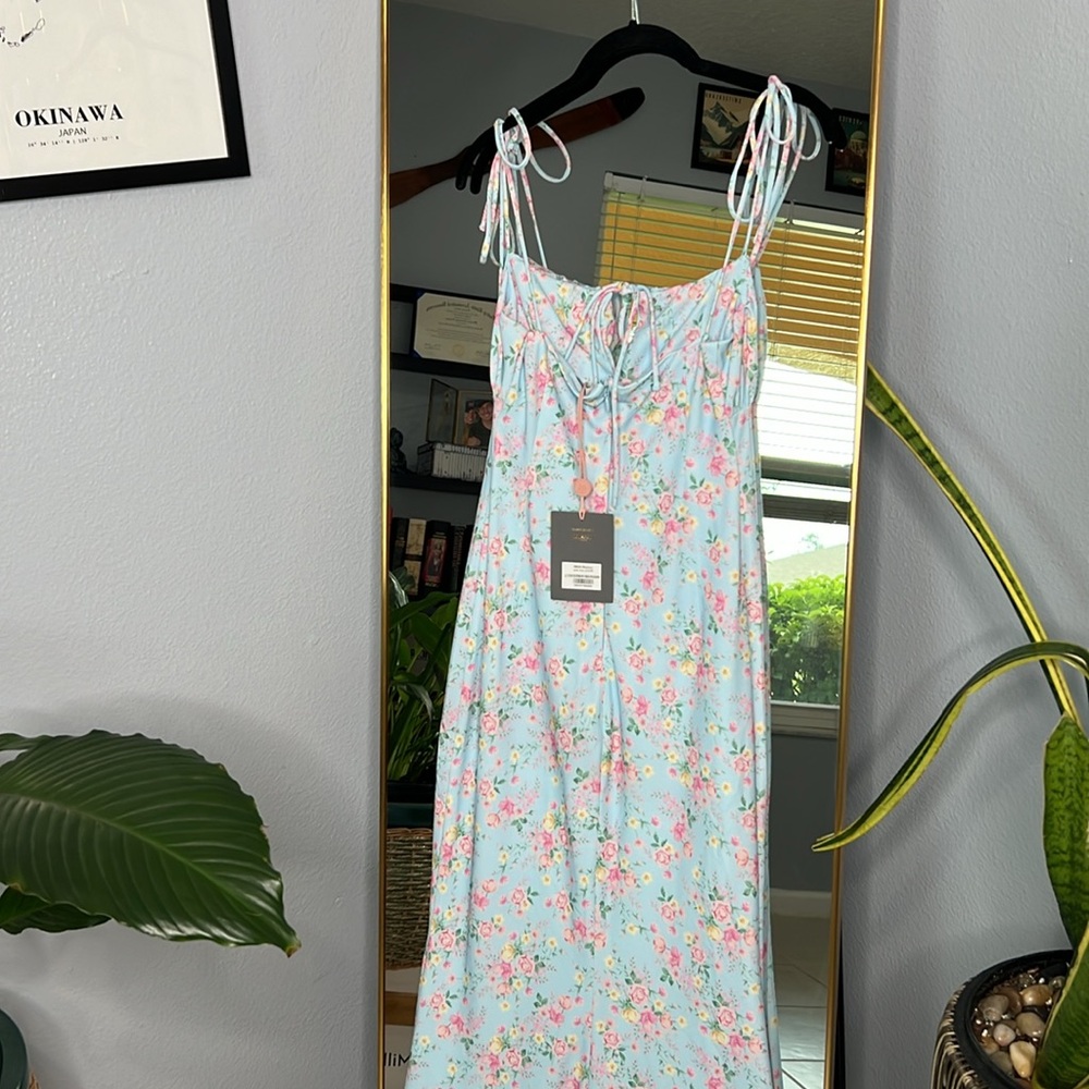 HOUSE OF CB 'Raphael' Pale Blue Floral Summer Maxi Dress NWT - Picture 8 of 8